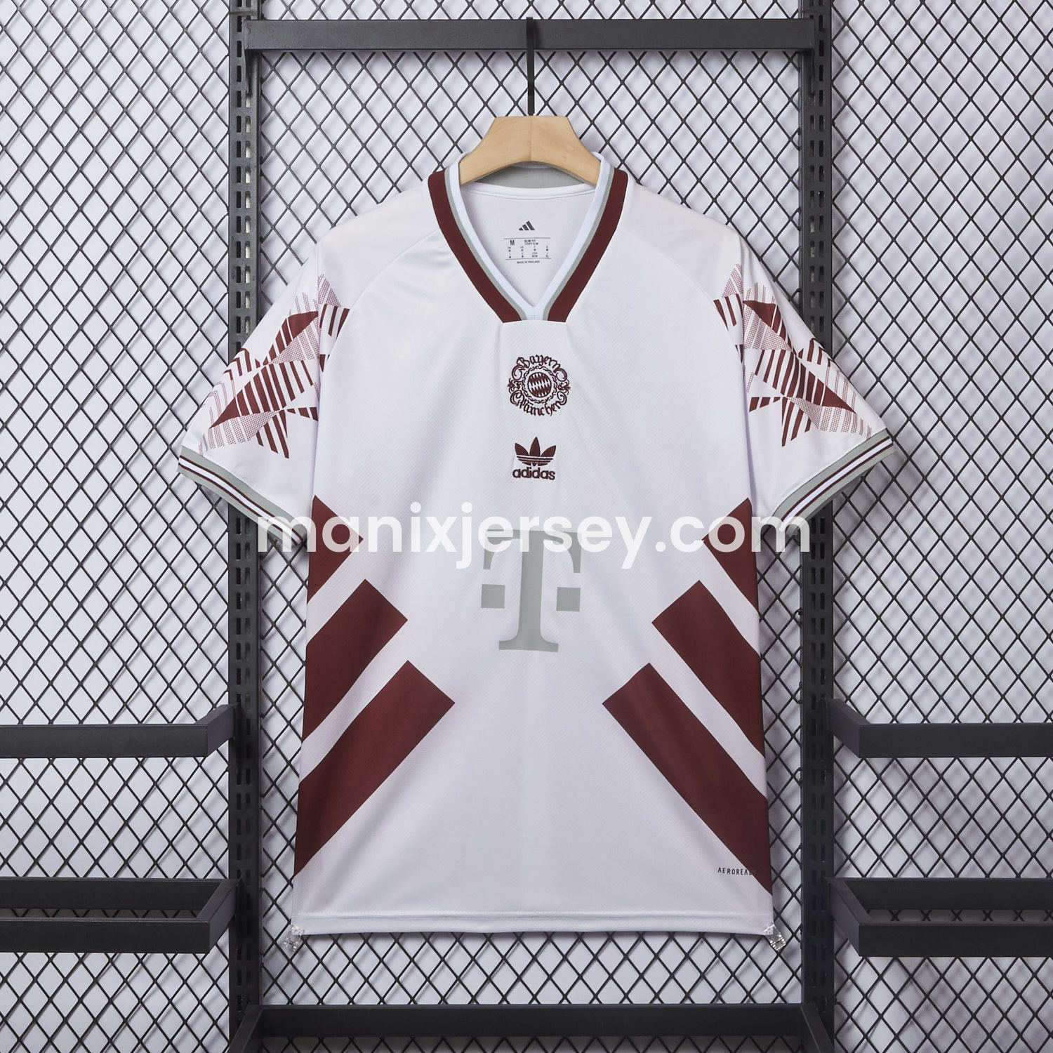 Bayern Munich 25-26 Throwback Trefoil Red Stripe White Special Jersey - Fans Version - ManixJersey